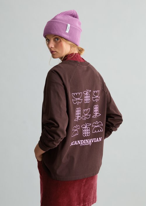 Relaxed college-style long-sleeve shirt — Espresso Brown