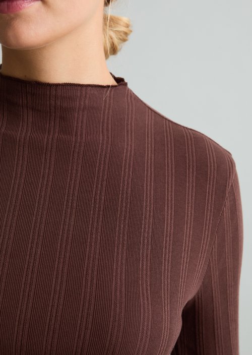 Slim-Fit Ribbed Long-Sleeve Shirt — Espresso Brown
