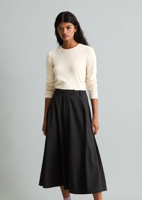 Slim-fit long-sleeve shirt — White Blush