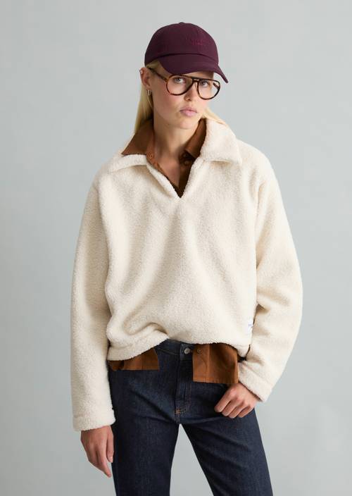 Oversized Teddy Sweatshirt White Blush in front view