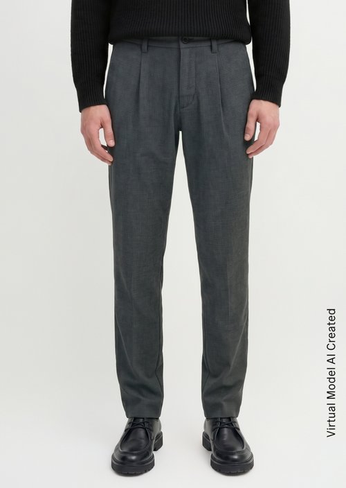Chino Model Morot Jogger Pleated Tapered — Dark Grey
