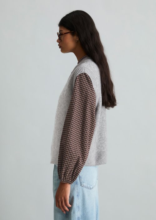 Regular-Fit Sleeveless Sweater — Stone Melange
