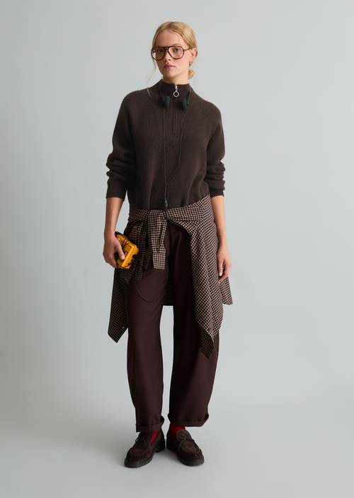 Regular-Fit Merino Turtleneck Espresso Brown in front view