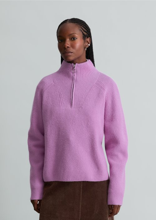 Regular-Fit Merino Turtleneck — Smoky Grape
