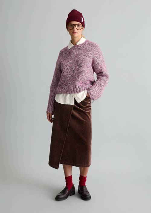 Pull en maille coupe classique Medium Pink en vue de face