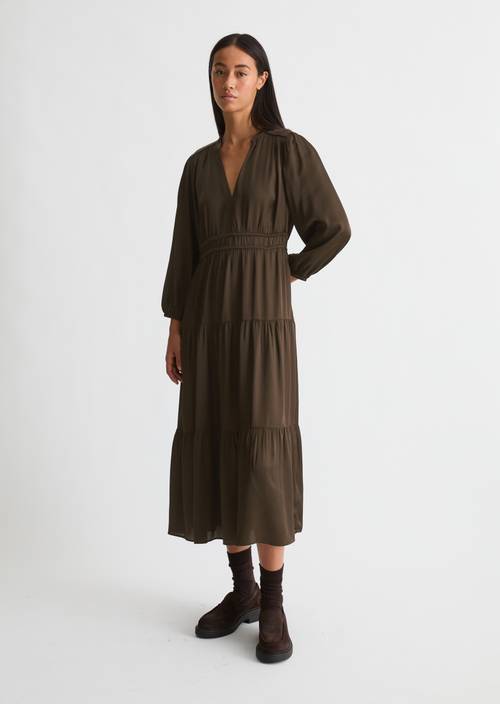 Relaxed-Fit Tiered Dress Burnt Coffee in front view