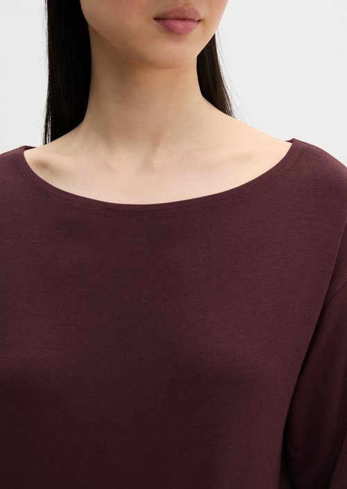Relaxed T-shirt — Black Cherry