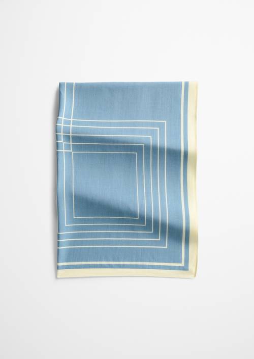 Quadratisches Tuch Light Blue in Frontalansicht