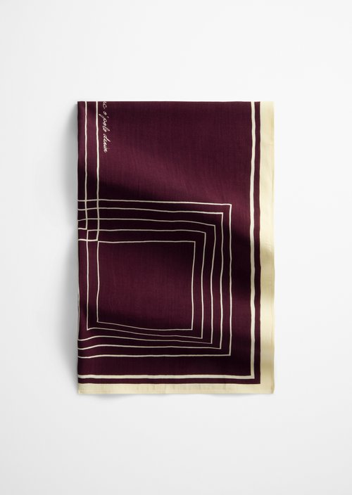 Quadratisches Tuch — Dark Red