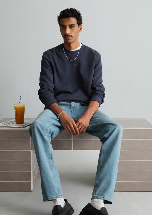 Sweat-shirt coupe classique Dark Navy en vue de face