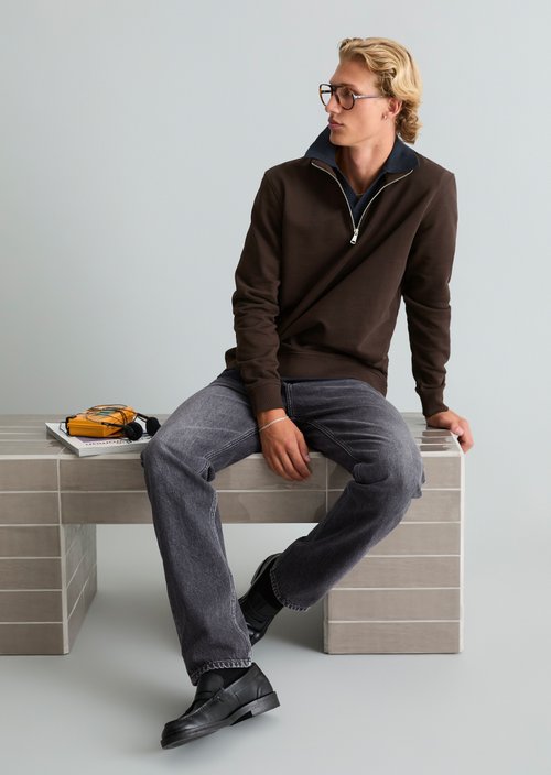 Sweatshirt — Chocolate Brown
