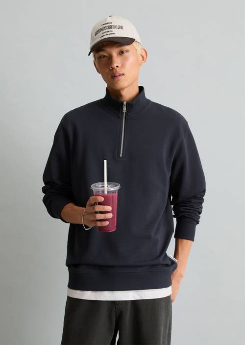 Sweat à capuche Dark Navy en vue de face