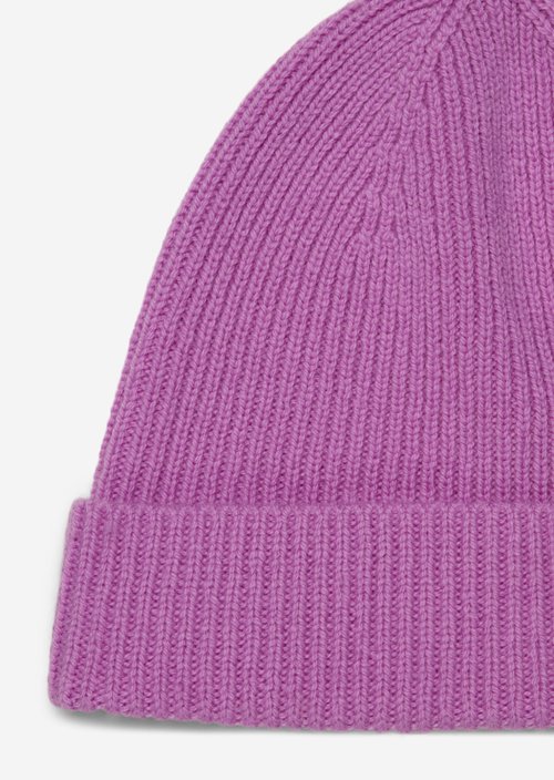 Knitted hat — Smoky Grape