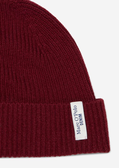 Knitted hat — Deep Burgundy