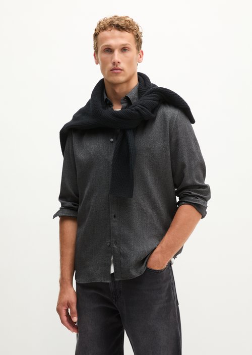 Regular-fit shirt — Black