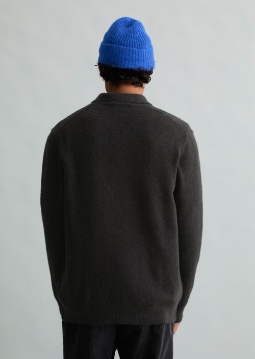 Regular-fit polo-style sweater — Black
