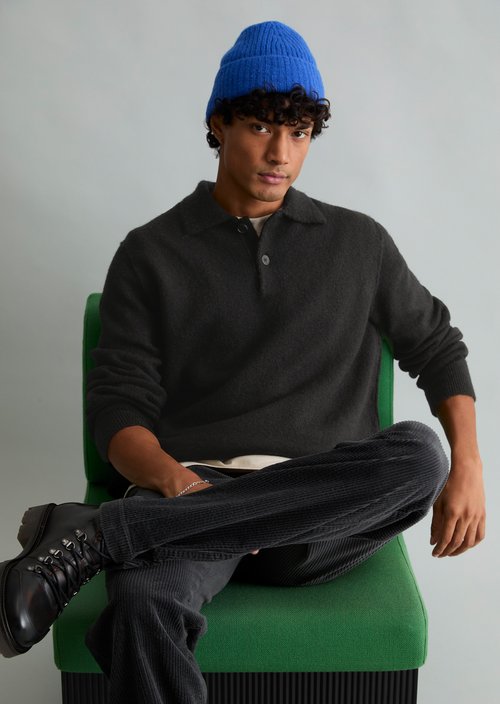 Regular-fit polo-style sweater — Black