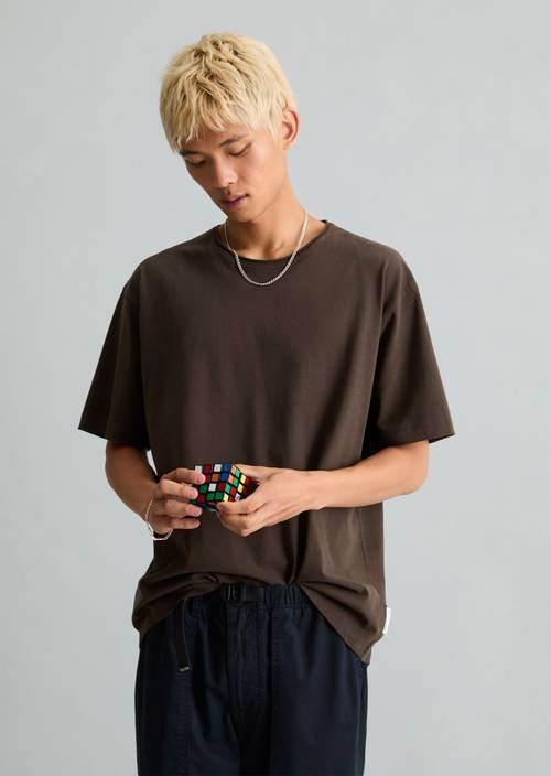 T-shirt ample Chocolate Brown en vue de face