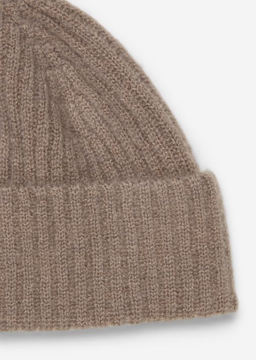 Bouclé Knit Hat — Dolphin