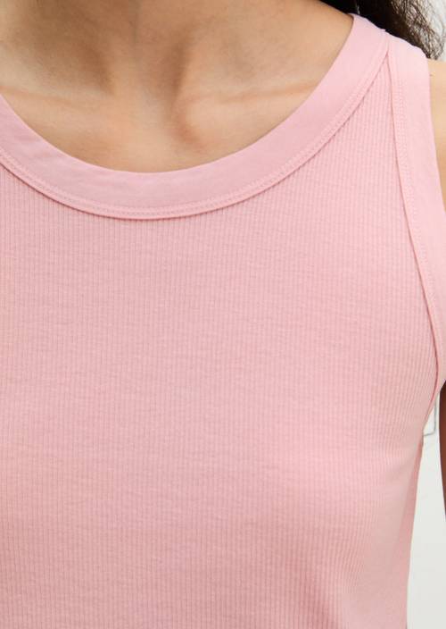 Ripp-Tanktop slim Misty Rose in Detailansicht