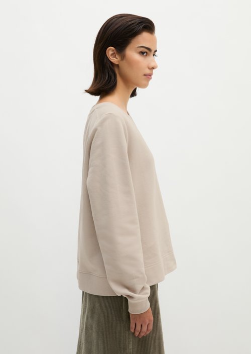 Relaxed-fit garment-dyed sweatshirt — Natural