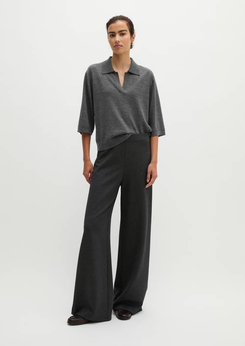 Pants model Margo wide Coal Grey Melange in front view