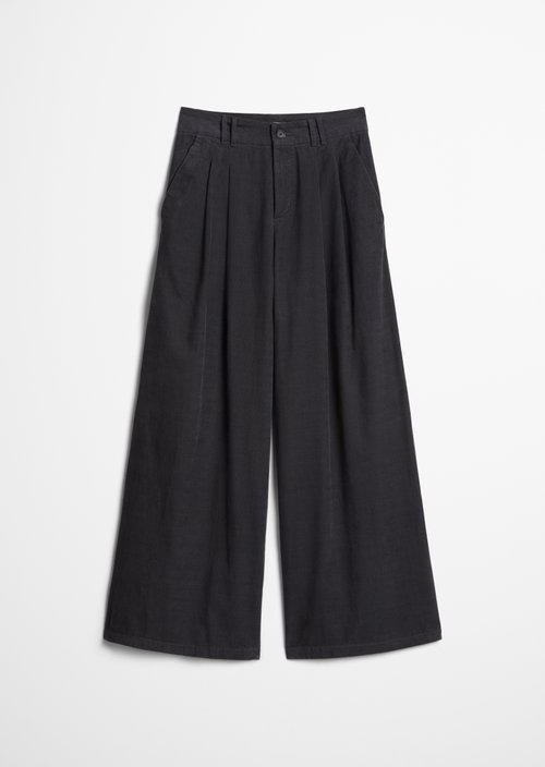 Wide-Leg Pleated Corduroy Pants — Light Graphite