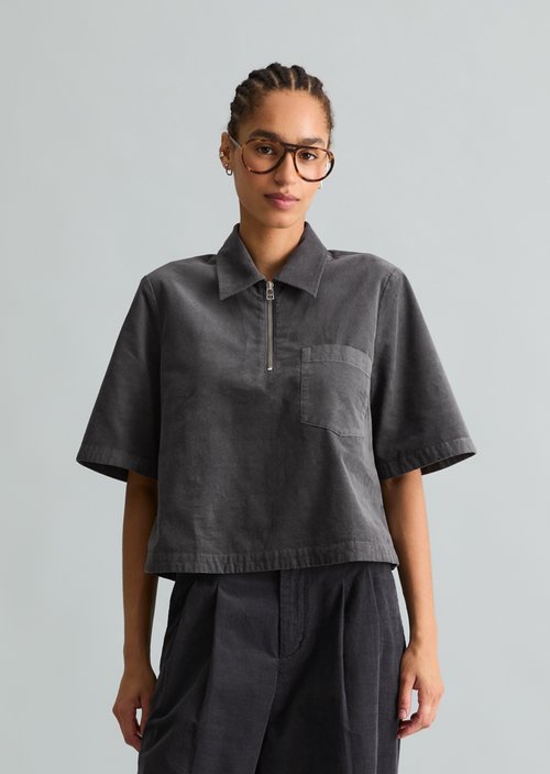 Cropped Short-Sleeve Fine-Cord Blouse — Light Graphite