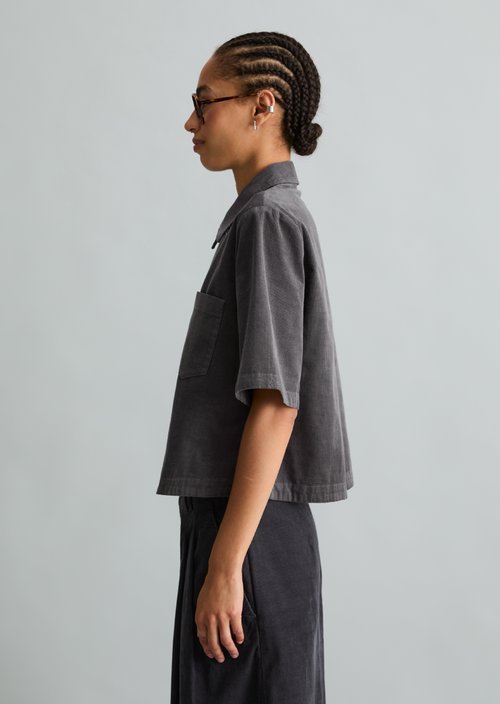 Cropped Short-Sleeve Fine-Cord Blouse — Light Graphite