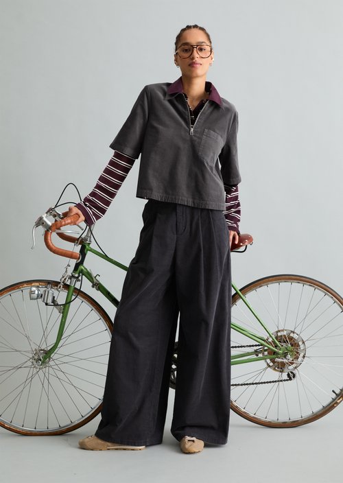Cropped Short-Sleeve Fine-Cord Blouse — Light Graphite