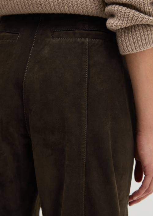 Pantalon en cuir ample Burnt Coffee en vue détaillée