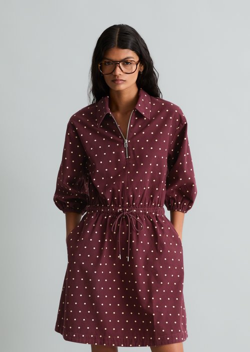 Short A-Line Seersucker Skirt — Dark Red