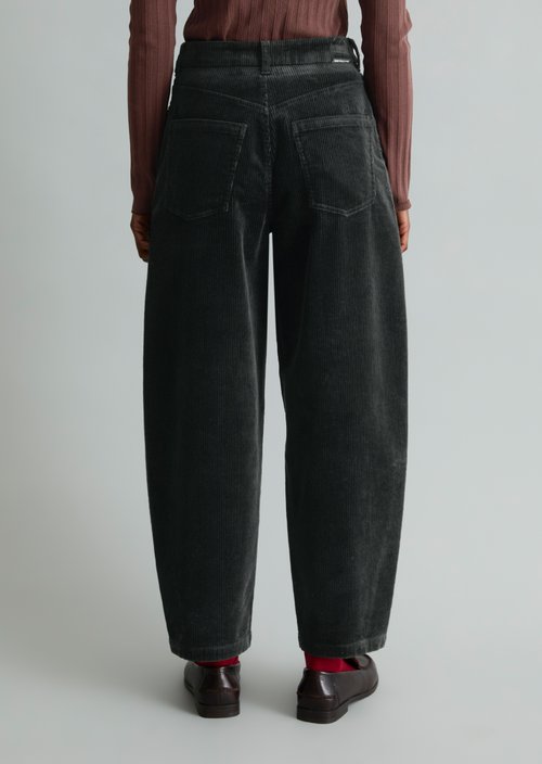 Airin Barrel-Leg Cord Pants — Black