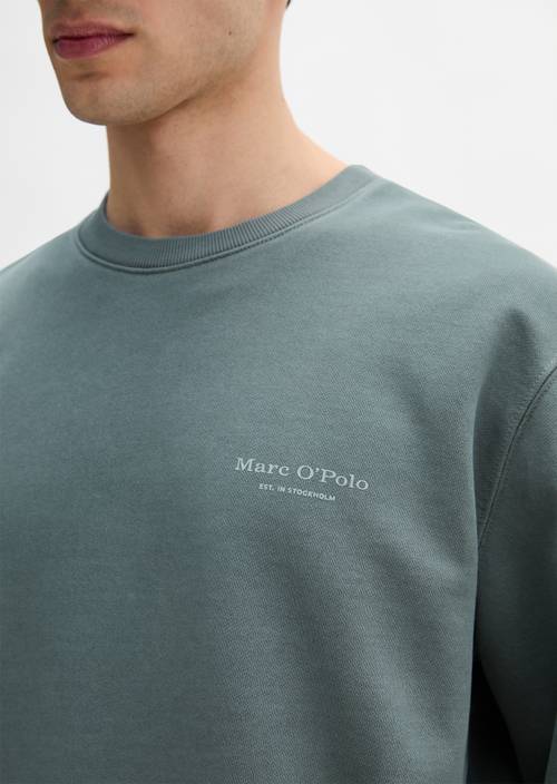 Sweater regular kledingstuk-geverfd Skipping Stone in detailaanzicht