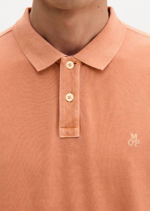 Polo piqué régulier Faded Coral en vue détaillée