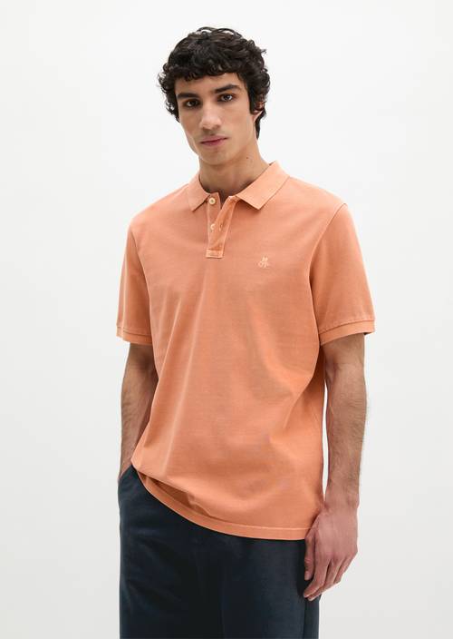 Polo piqué régulier Faded Coral en vue de face