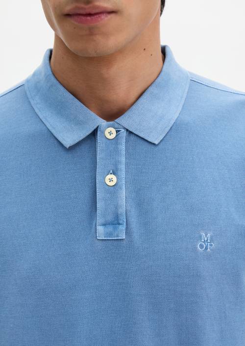 Polo piqué régulier Provincial Blue en vue détaillée