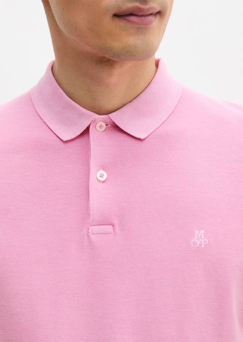 Koszulka polo w kształcie piqué barwiona w masie Mellow Rose w widoku szczegółowym