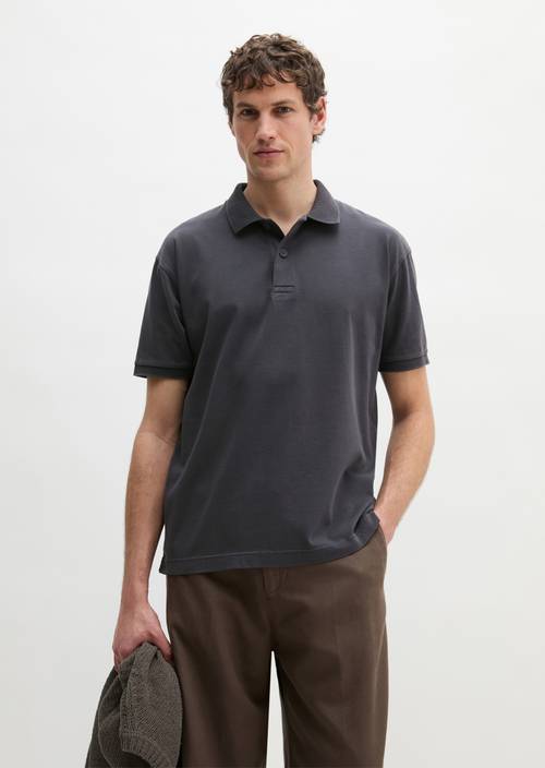 Polo loose Faded Blue en vue de face