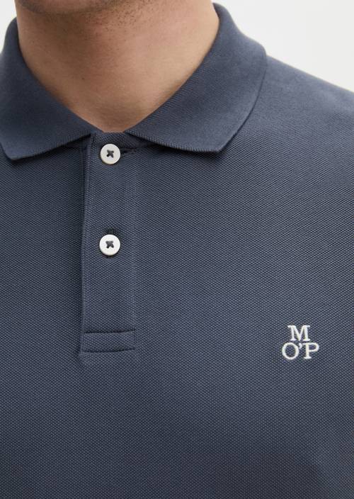 DfC Poloshirt Piqué regular Faded Blue in Detailansicht
