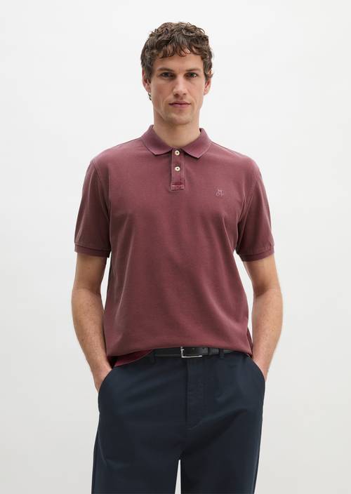 Poloshirt Piqué regular  garment-dyed Acai Red in Frontalansicht