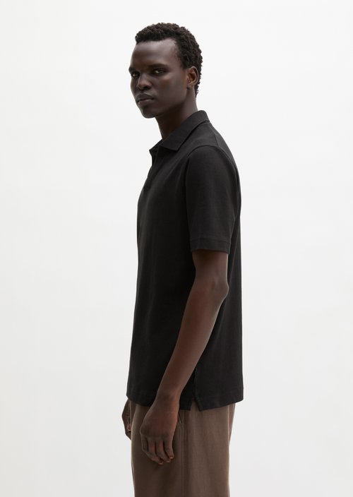 Regular short-sleeved jersey shirt — Black