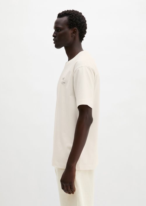 T-shirt loose — Silky White