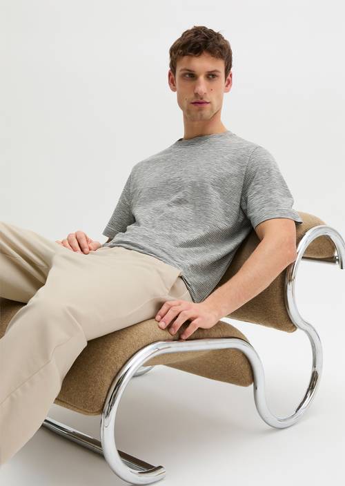 Camiseta DfC regular Light Beige en vista frontal