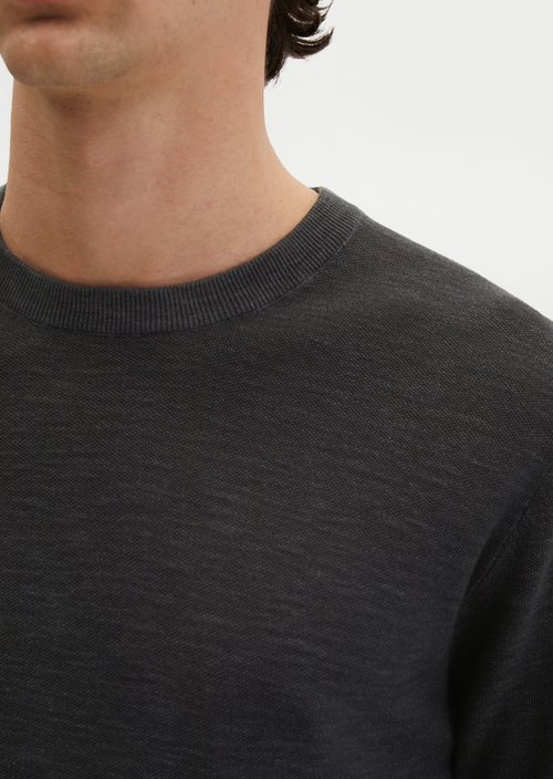 Regular short-sleeved sweater — Black