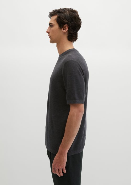 Regular short-sleeved sweater — Black