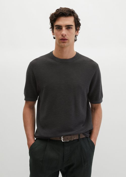 Regular short-sleeved sweater — Black