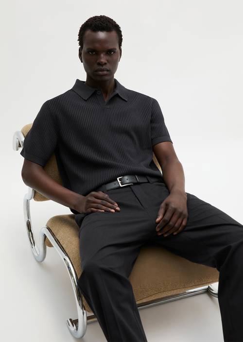 Dzianinowa koszulka polo regular Dark Navy w widoku z przodu