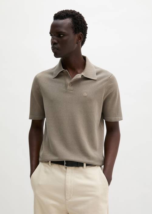Polo en tricot régulier Frozen Taupe en vue de face