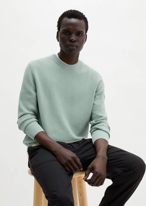 Trui regular Midnight Moss in vooraanzicht